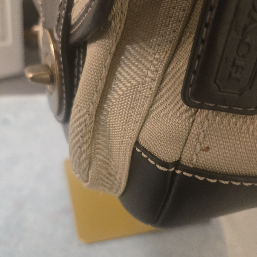 Coach Y2K Double Turnlock Shoulderbag - Picture 7 of 16
